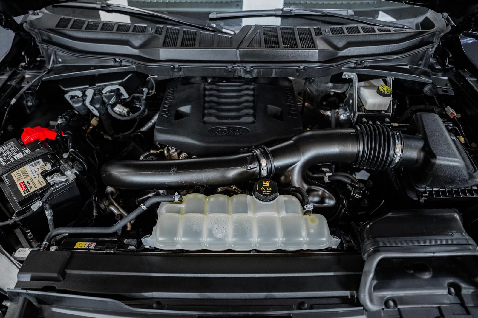 Certified 2023 Ford F150 Lariat w/ Equipment Group 502A High image 25