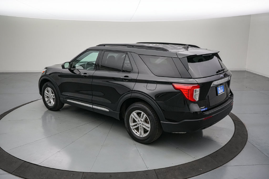 Certified 2024 Ford Explorer XLT AWD/4WD image 6