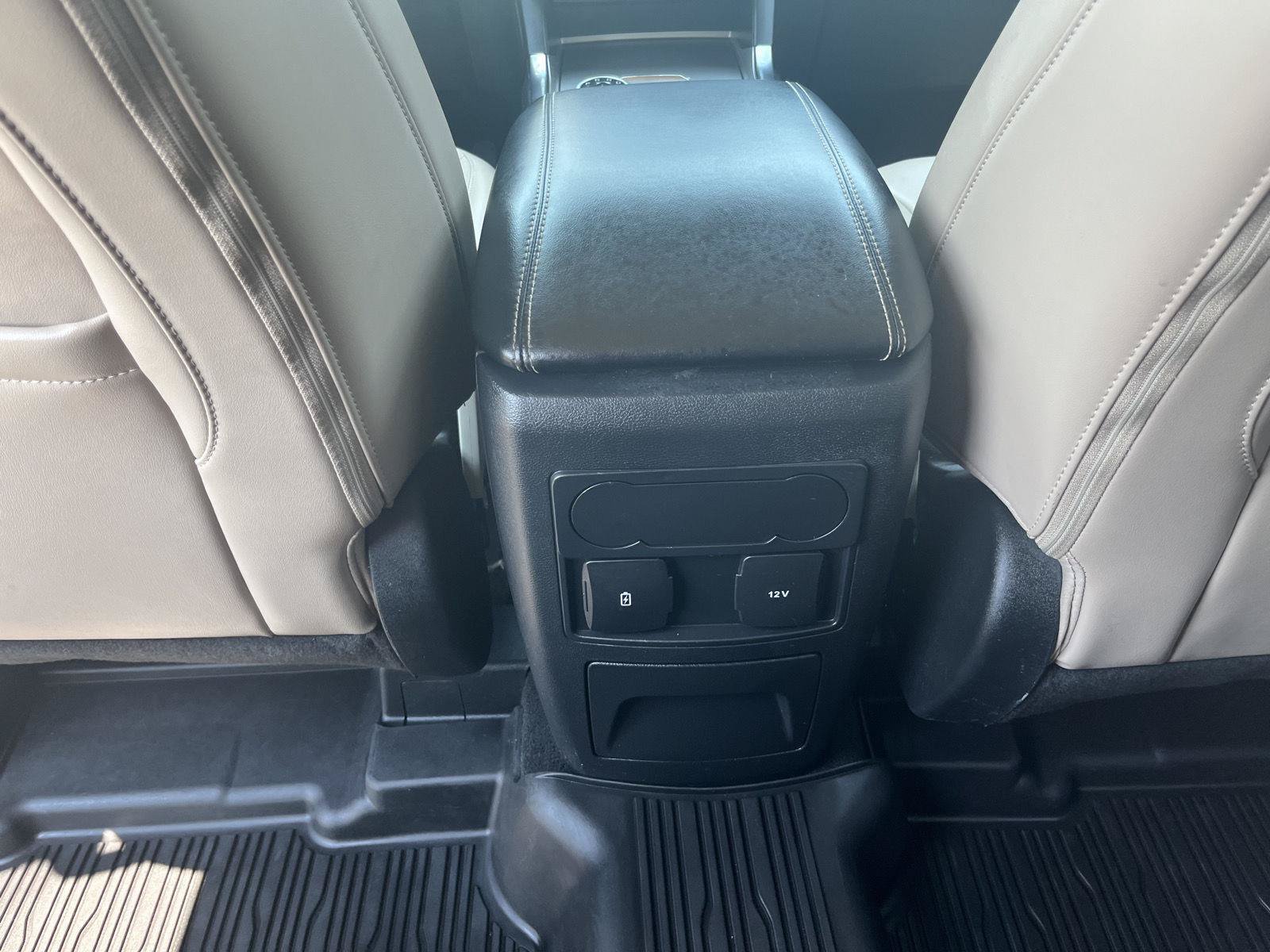 Certified 2023 Ford Explorer XLT w/ Equipment Group 202A AWD/4WD image 11