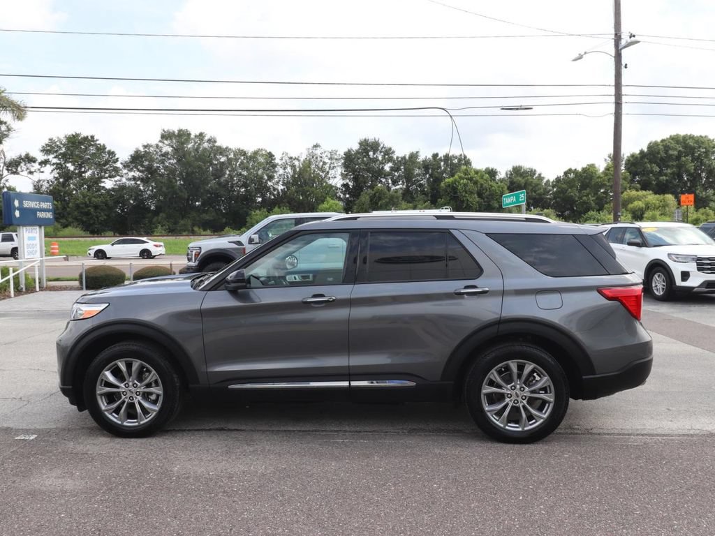 Certified 2023 Ford Explorer Limited w/ Limited Technology Package AWD/4WD image 5