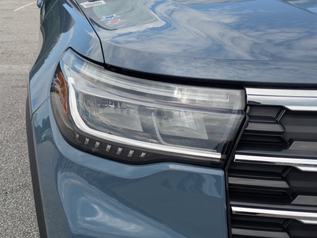 Certified 2026 Ford Explorer Active w/ Active Comfort Package RWD image 10