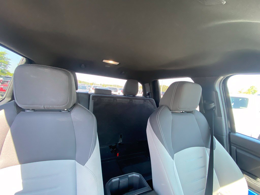 Used 2025 Toyota Tacoma TRD Off-Road AWD/4WD image 29