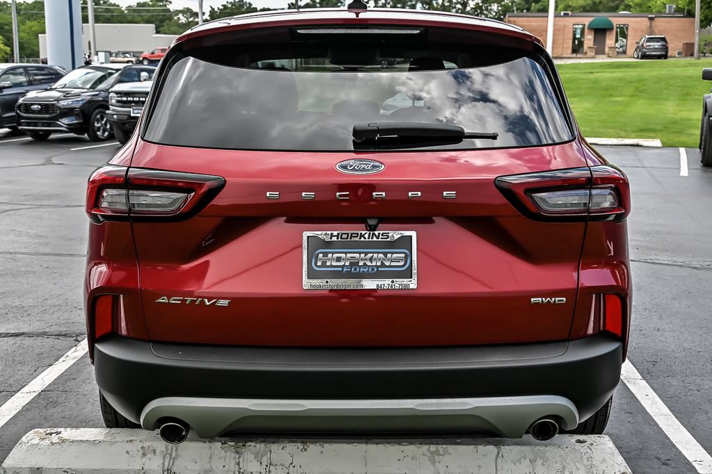 Certified 2023 Ford Escape Active AWD/4WD image 9