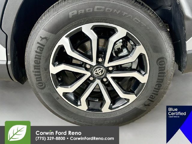Used 2025 Toyota Corolla Cross AWD Hybrid image 32