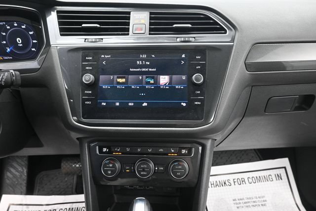 Used 2019 Volkswagen Tiguan SEL Premium AWD/4WD image 17