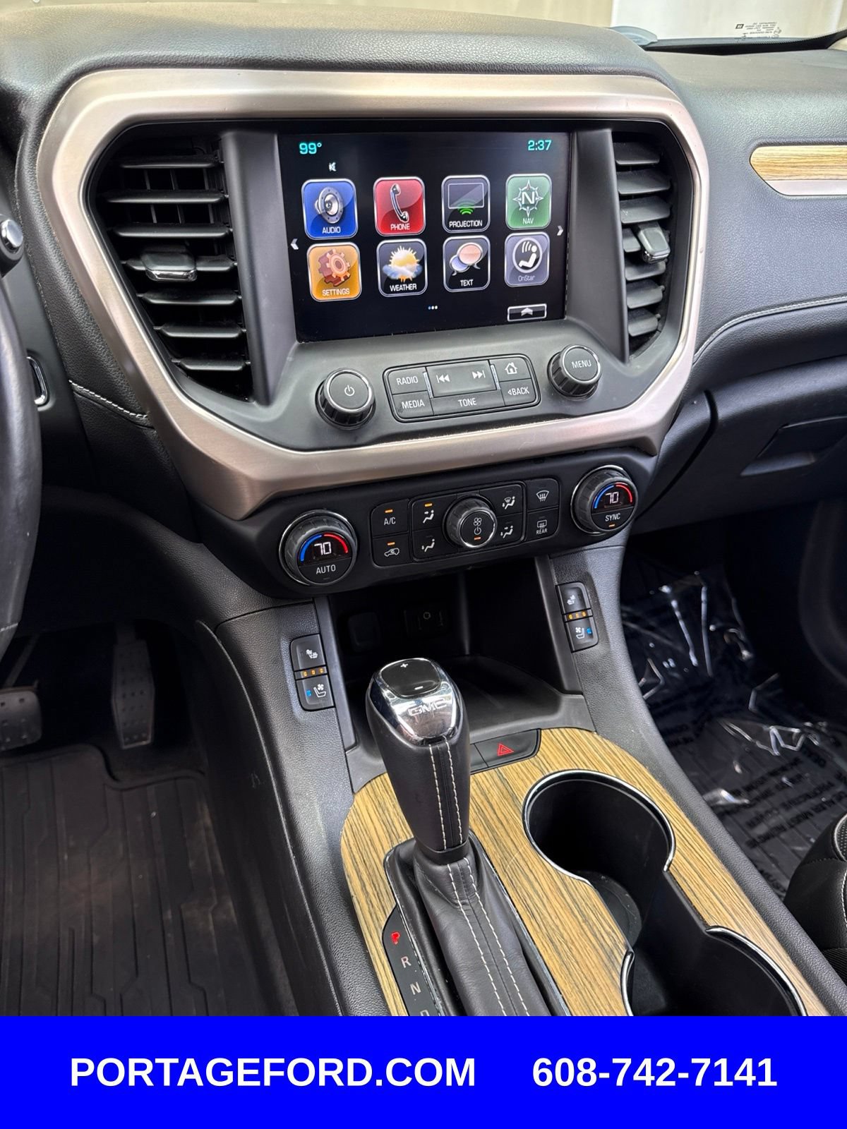 Used 2018 GMC Acadia Denali w/ Technology Package AWD/4WD image 15