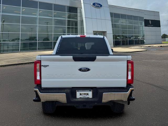 Certified 2024 Ford F250 XLT w/ FX4 Off-Road Package AWD/4WD image 3