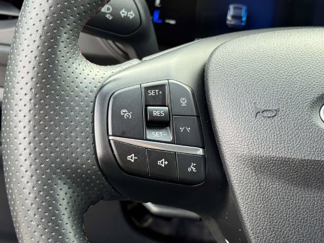 Certified 2023 Ford Escape ST-Line w/ Tech Pack #1 AWD/4WD image 24