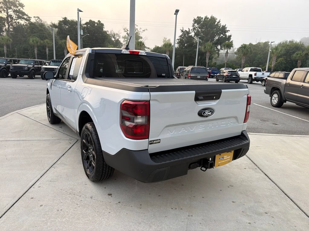 Certified 2026 Ford Maverick Lariat w/ Black Appearance Package AWD/4WD image 6