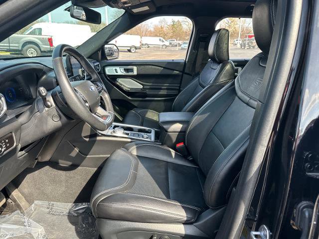 Certified 2023 Ford Explorer ST w/ Equipment Group 401A image 27