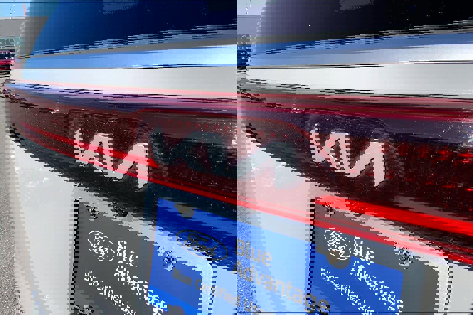 Used 2022 Kia Carnival SX Prestige image 30