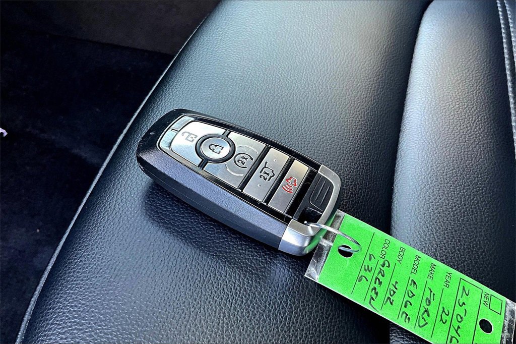 Certified 2022 Ford Edge SEL w/ Convenience Package image 12