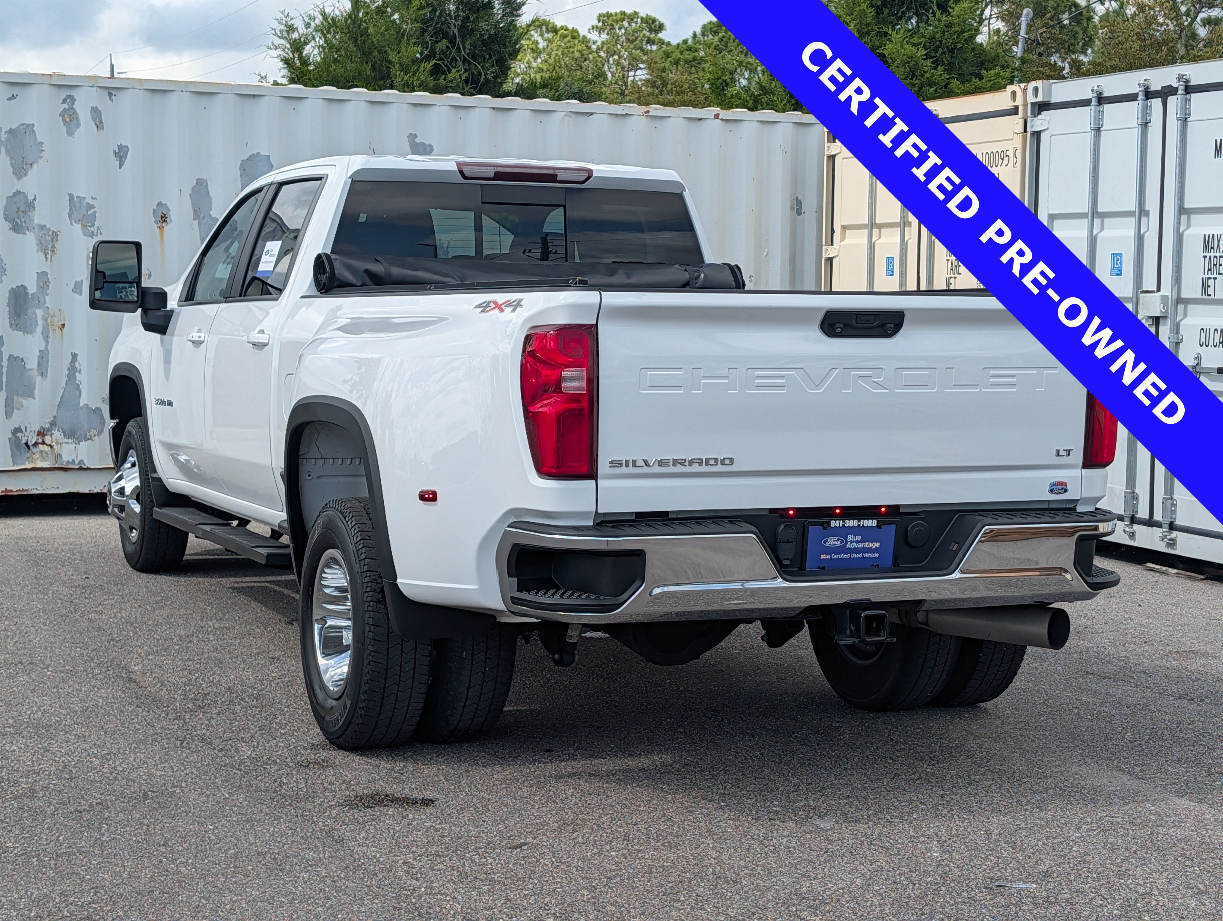 Used 2022 Chevrolet Silverado 3500 LT w/ Convenience Package AWD/4WD image 6