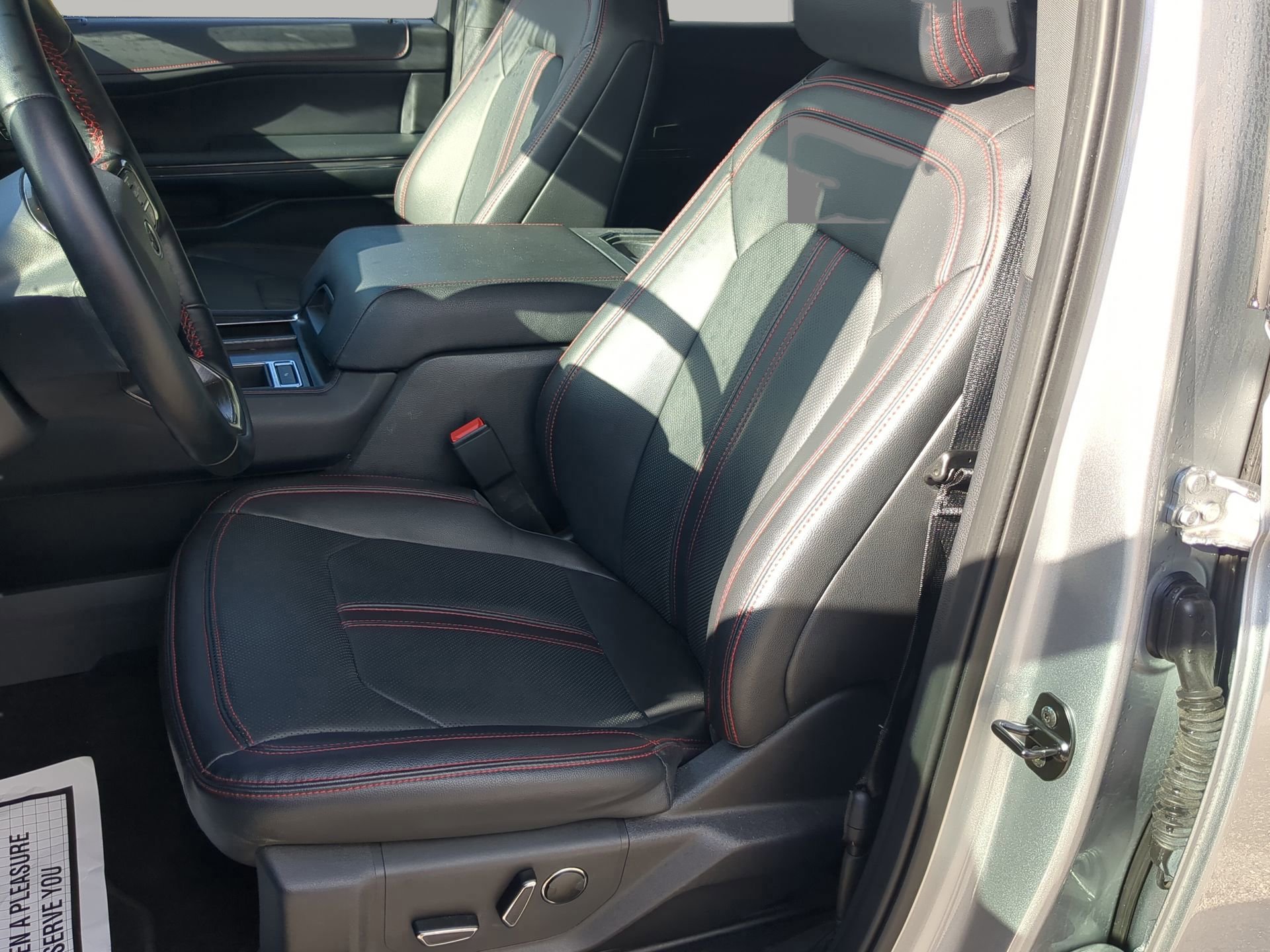 Certified 2023 Ford Expedition Limited image 50