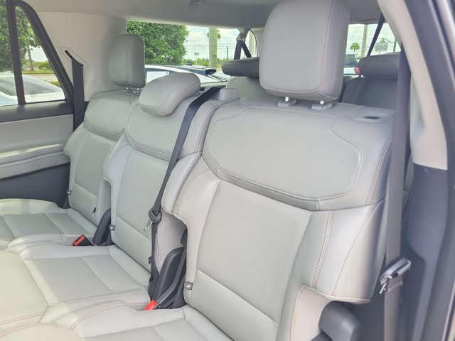 Certified 2025 Ford Expedition Max Active RWD image 12