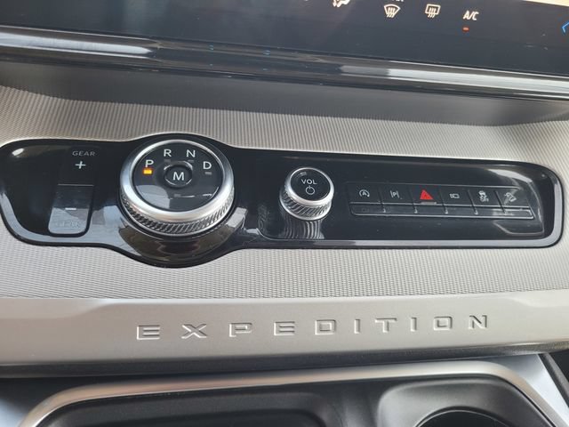 Certified 2025 Ford Expedition Max Active AWD/4WD image 23