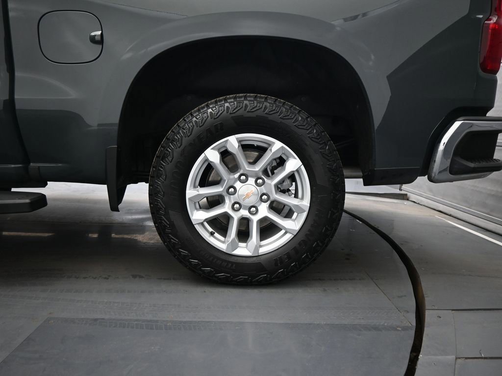 Used 2025 Chevrolet Silverado 1500 LT w/ Z71 Off-Road Package image 46