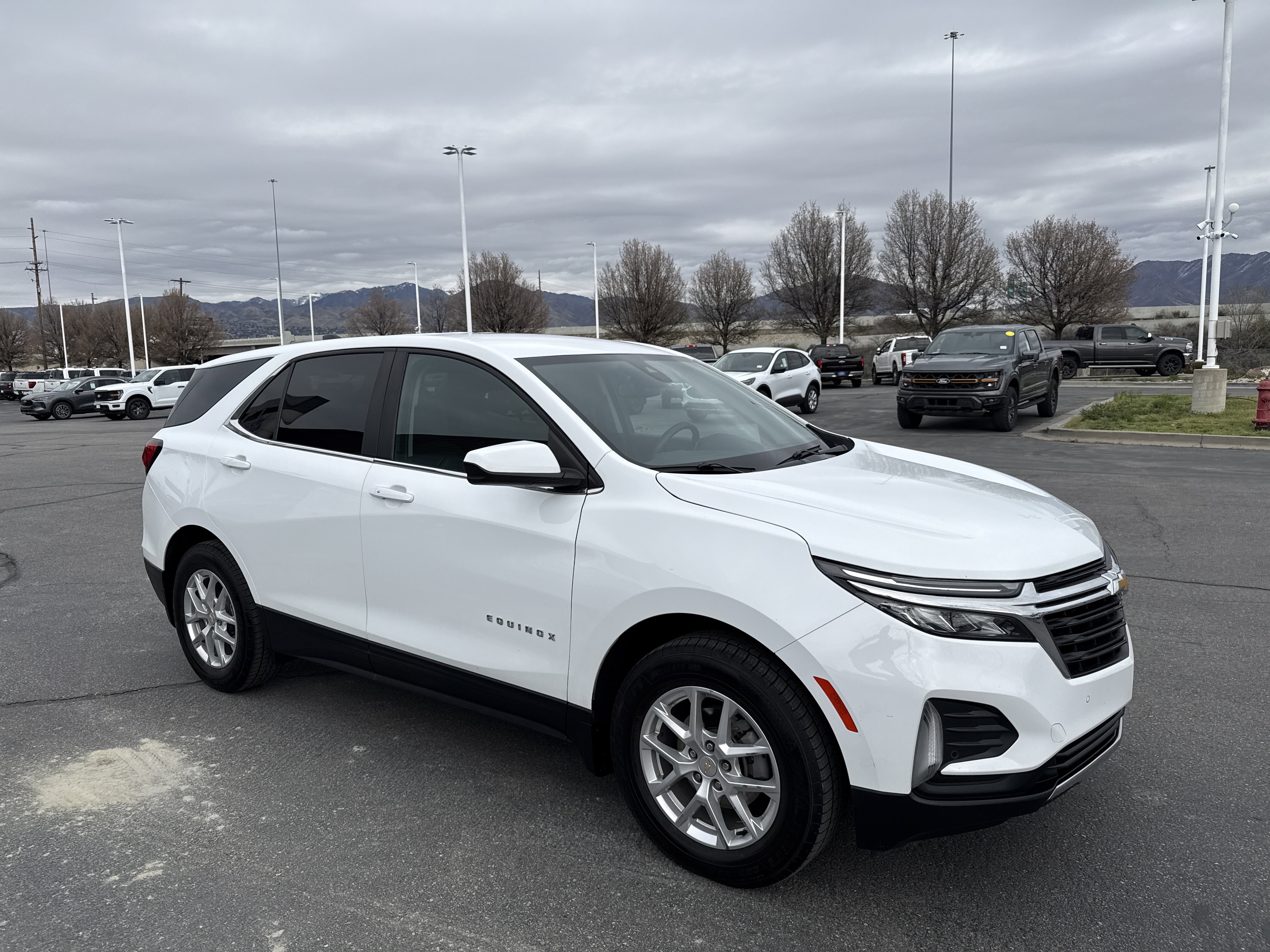 Used 2023 Chevrolet Equinox LT w/ LPO, Floor Liner Package image 7
