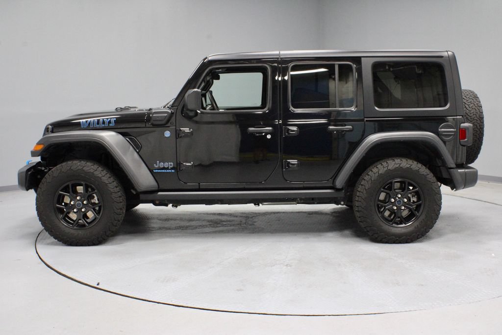 Used 2024 Jeep Wrangler Unlimited AWD/4WD image 8