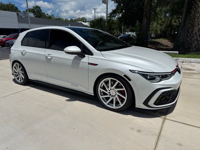 Used 2022 Volkswagen GTI SE FWD image 3