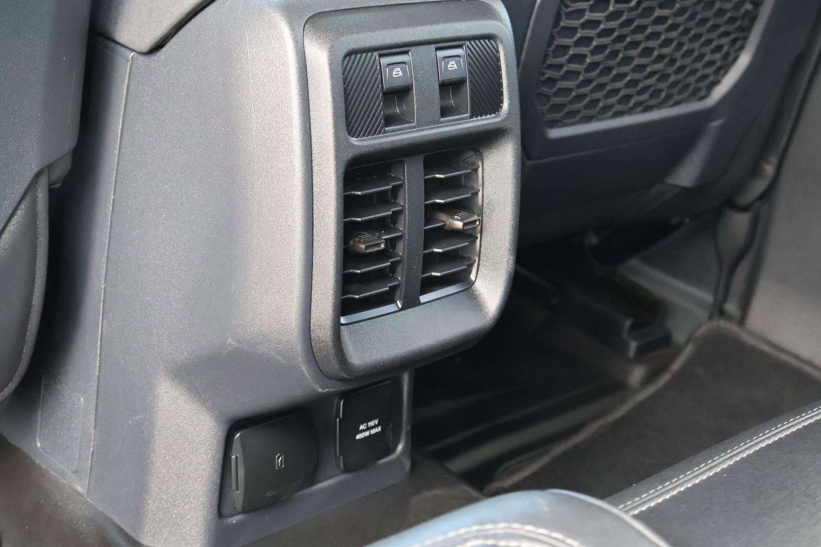 Certified 2025 Ford Bronco Badlands AWD/4WD image 59