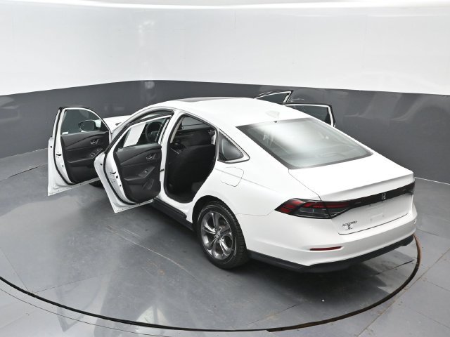 Used 2024 Honda Accord EX image 23