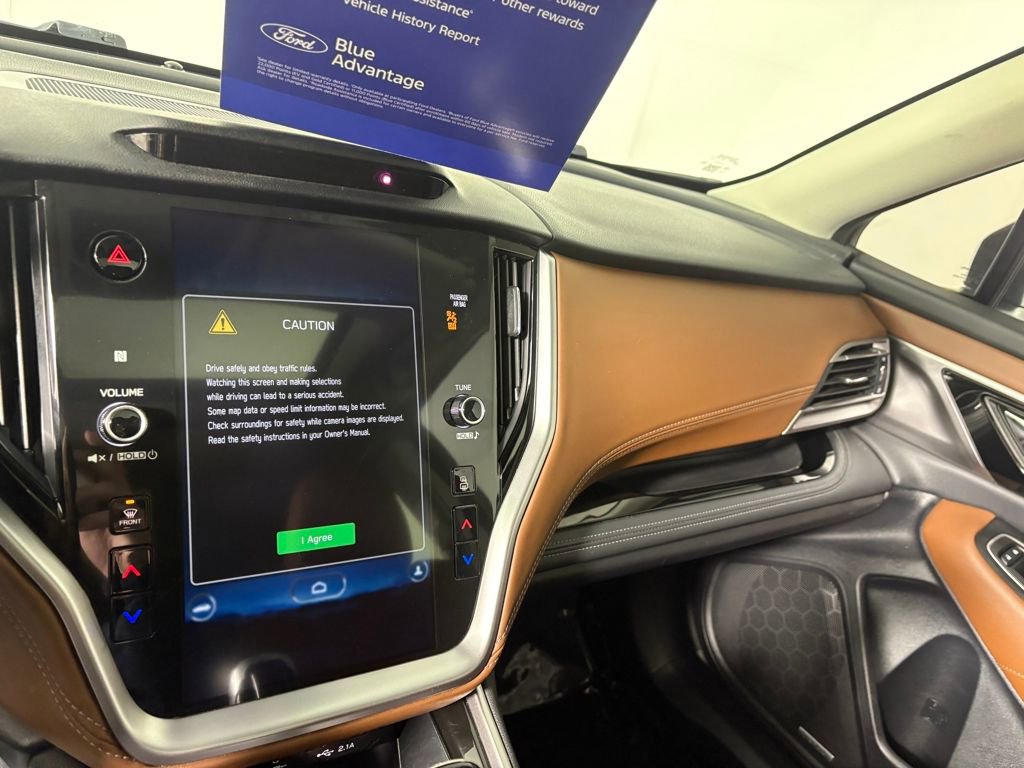 Used 2022 Subaru Outback Touring image 18
