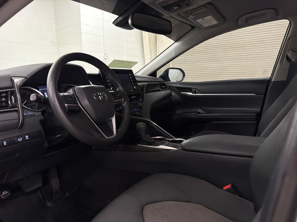 Used 2023 Toyota Camry LE w/ Convenience Package FWD image 6