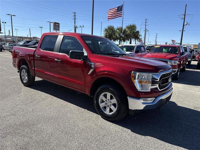 Certified 2022 Ford F150 XLT w/ Bed Utility Package AWD/4WD image 16