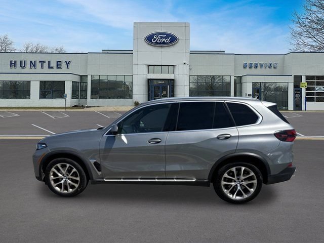 Used 2024 BMW X5 xDrive40i AWD/4WD image 6