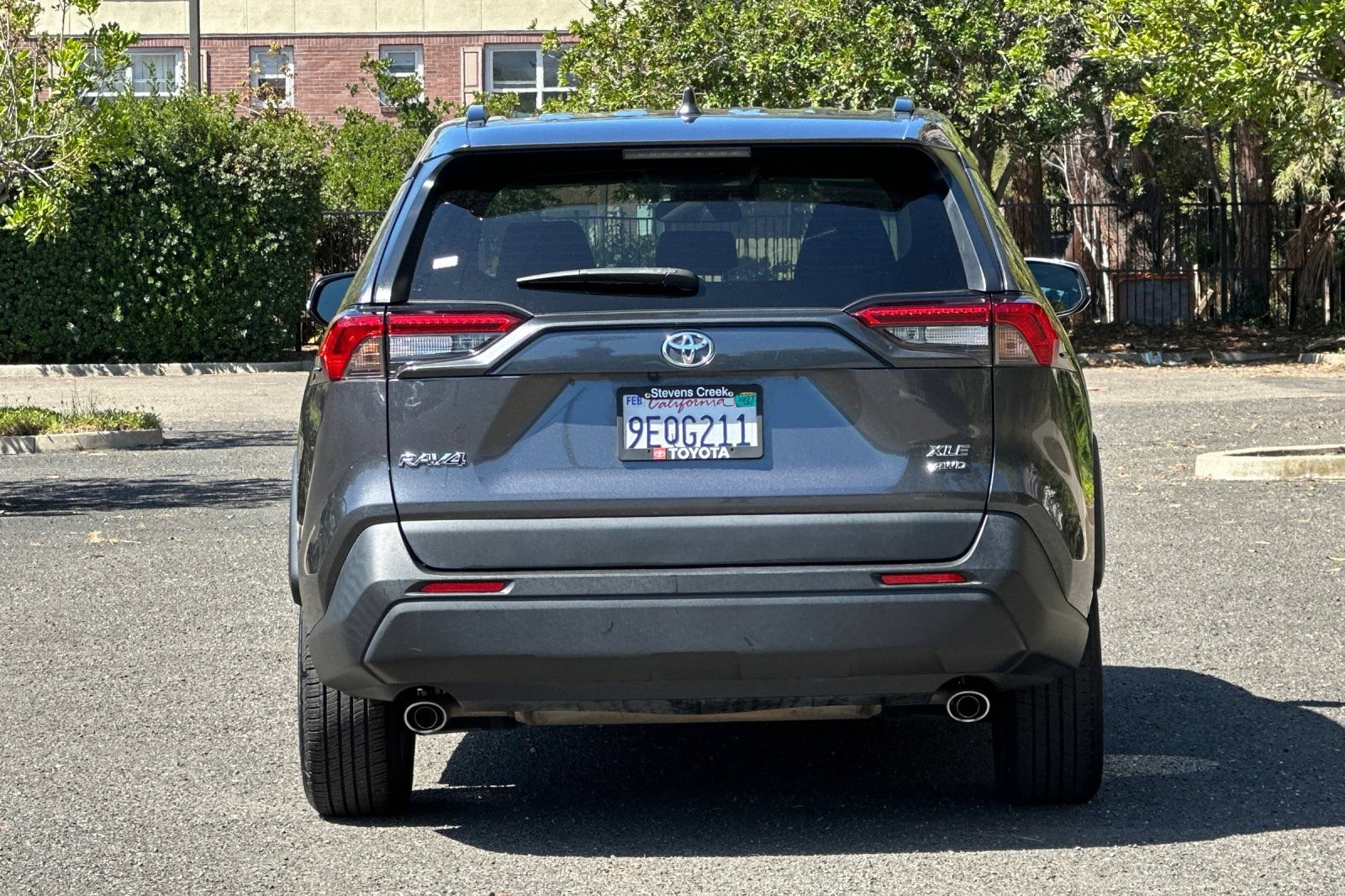 Used 2023 Toyota RAV4 XLE w/ Convenience Package AWD/4WD image 4