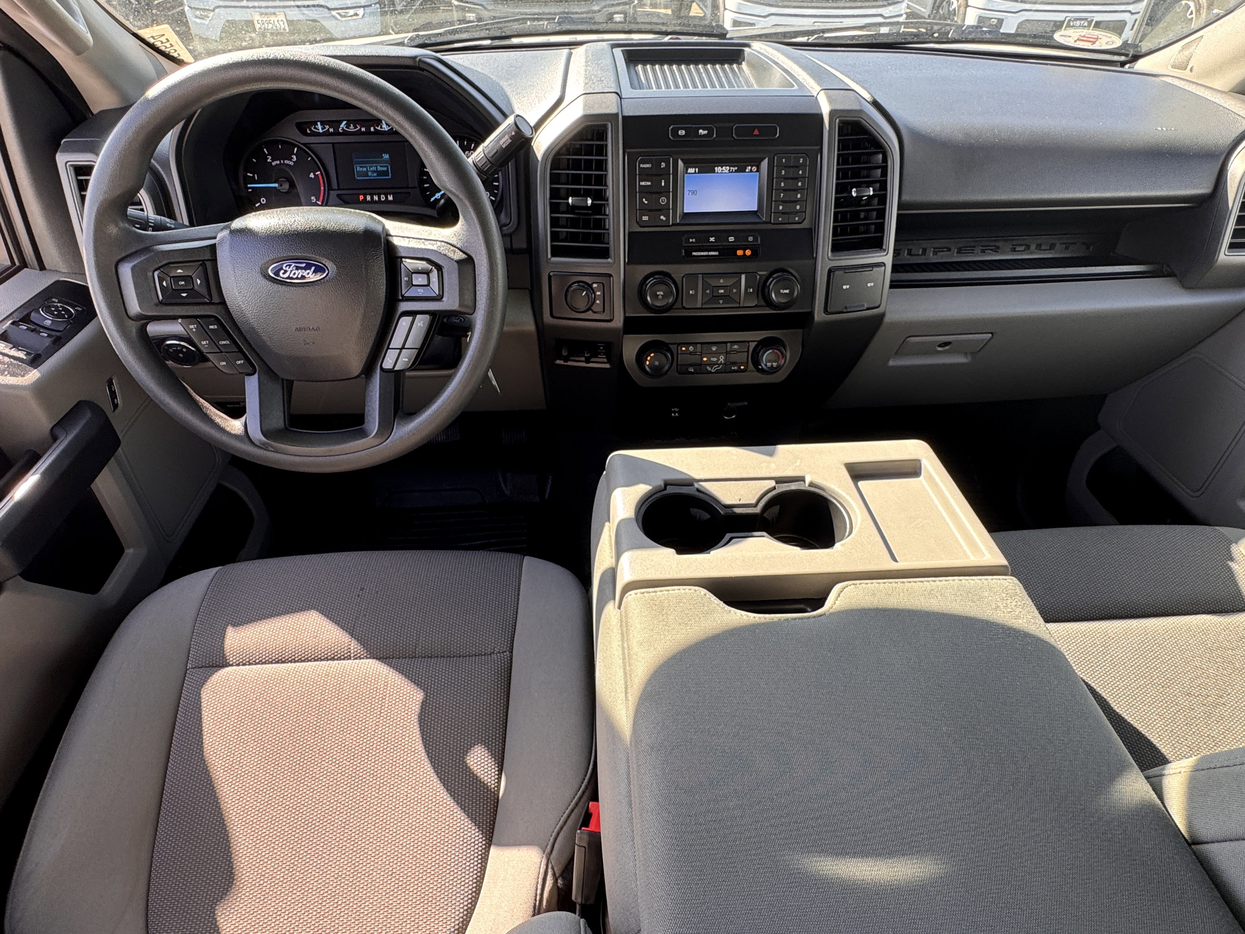 Certified 2022 Ford F550 4x4 Crew Cab Super Duty w/ Power Equipment Group image 19