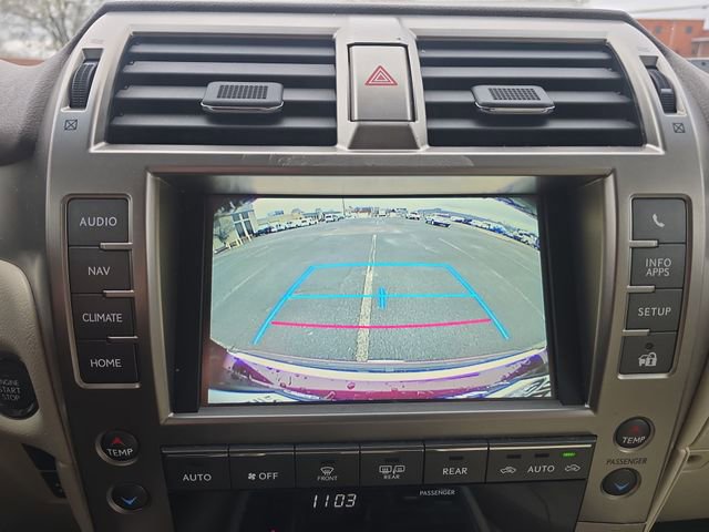 Used 2018 Lexus GX 460 Premium w/ Premium Package image 18