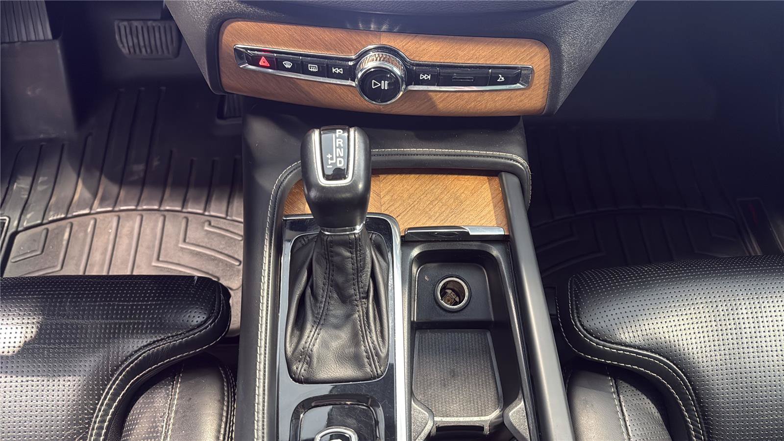 Used 2019 Volvo XC90 T6 Inscription w/ Luxury Package AWD/4WD image 24