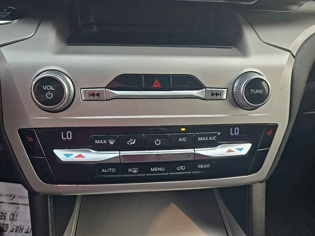 Certified 2021 Ford Explorer XLT AWD/4WD image 20