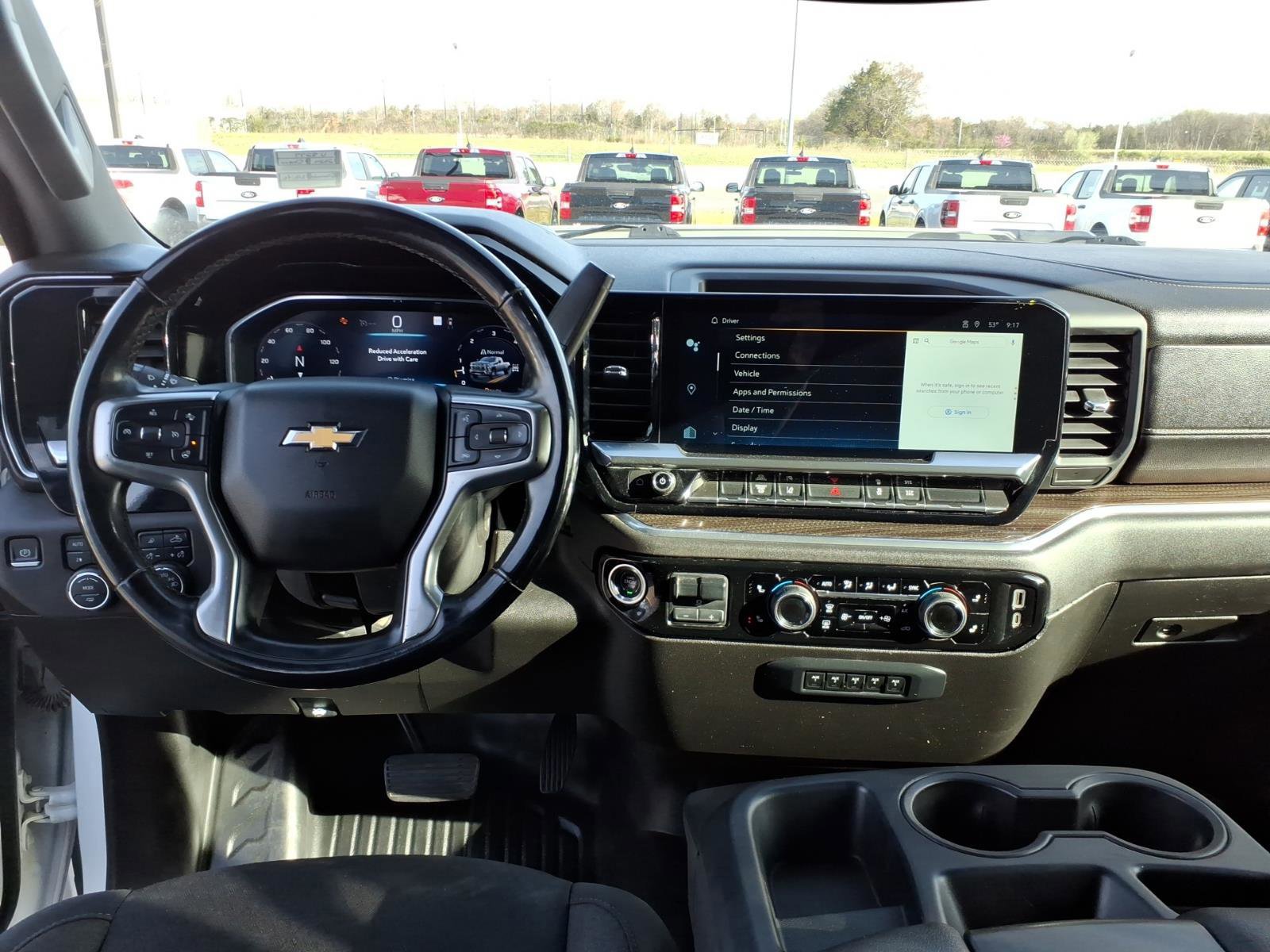 Used 2024 Chevrolet Silverado 3500 LT w/ Convenience Package image 14