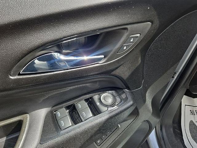 Used 2024 Chevrolet Equinox Premier image 13