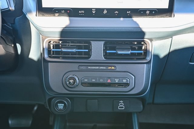 Certified 2025 Ford Maverick Lobo AWD/4WD image 17