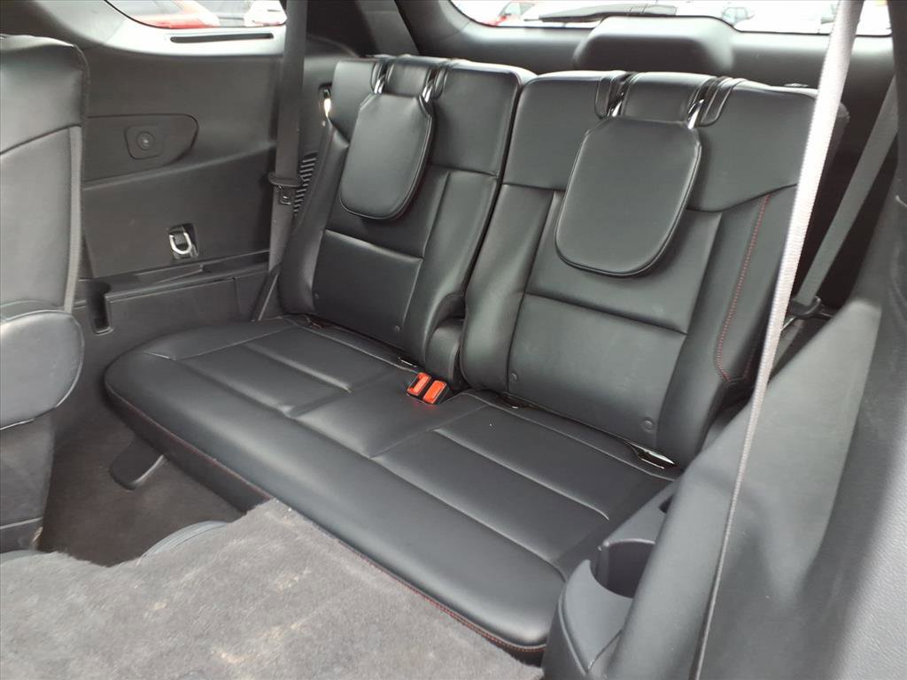 Certified 2025 Ford Explorer ST-Line image 11