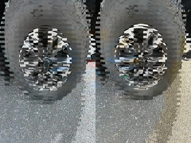 Used 2024 Nissan Titan PRO-4X w/ Off Road Protection Package image 10