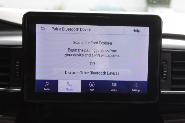 Certified 2023 Ford Explorer Limited w/ Class IV Trailer Tow Package AWD/4WD image 5