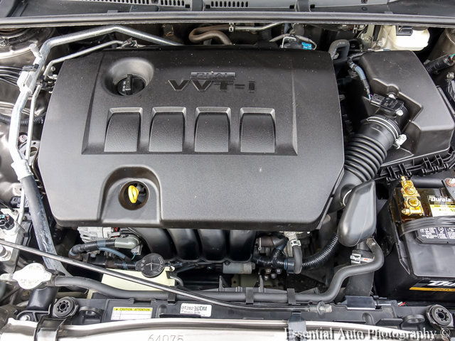 Used 2017 Toyota Corolla LE FWD image 27