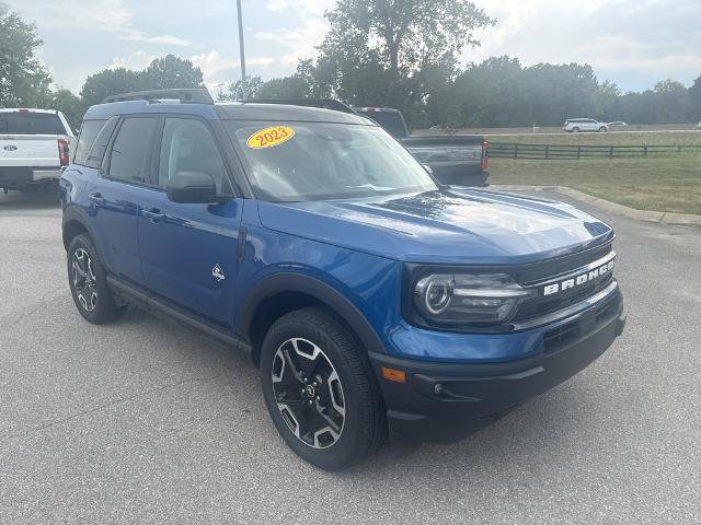 Certified 2023 Ford Bronco Sport Outer Banks w/ Tech Package AWD/4WD image 3