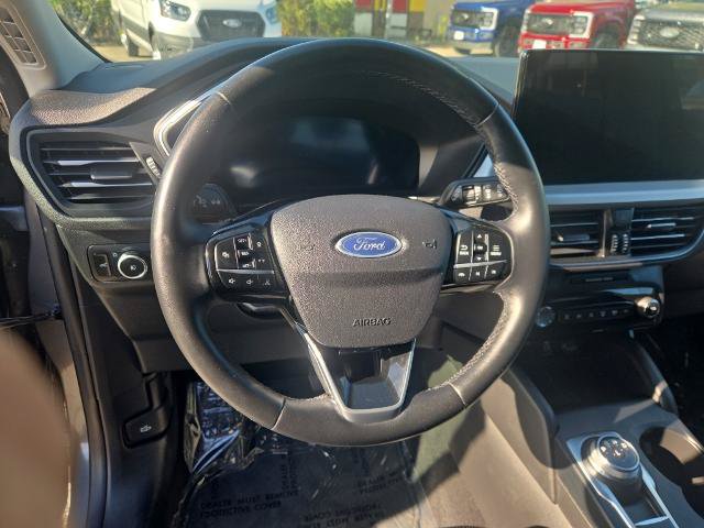 Certified 2024 Ford Escape Platinum AWD/4WD image 21