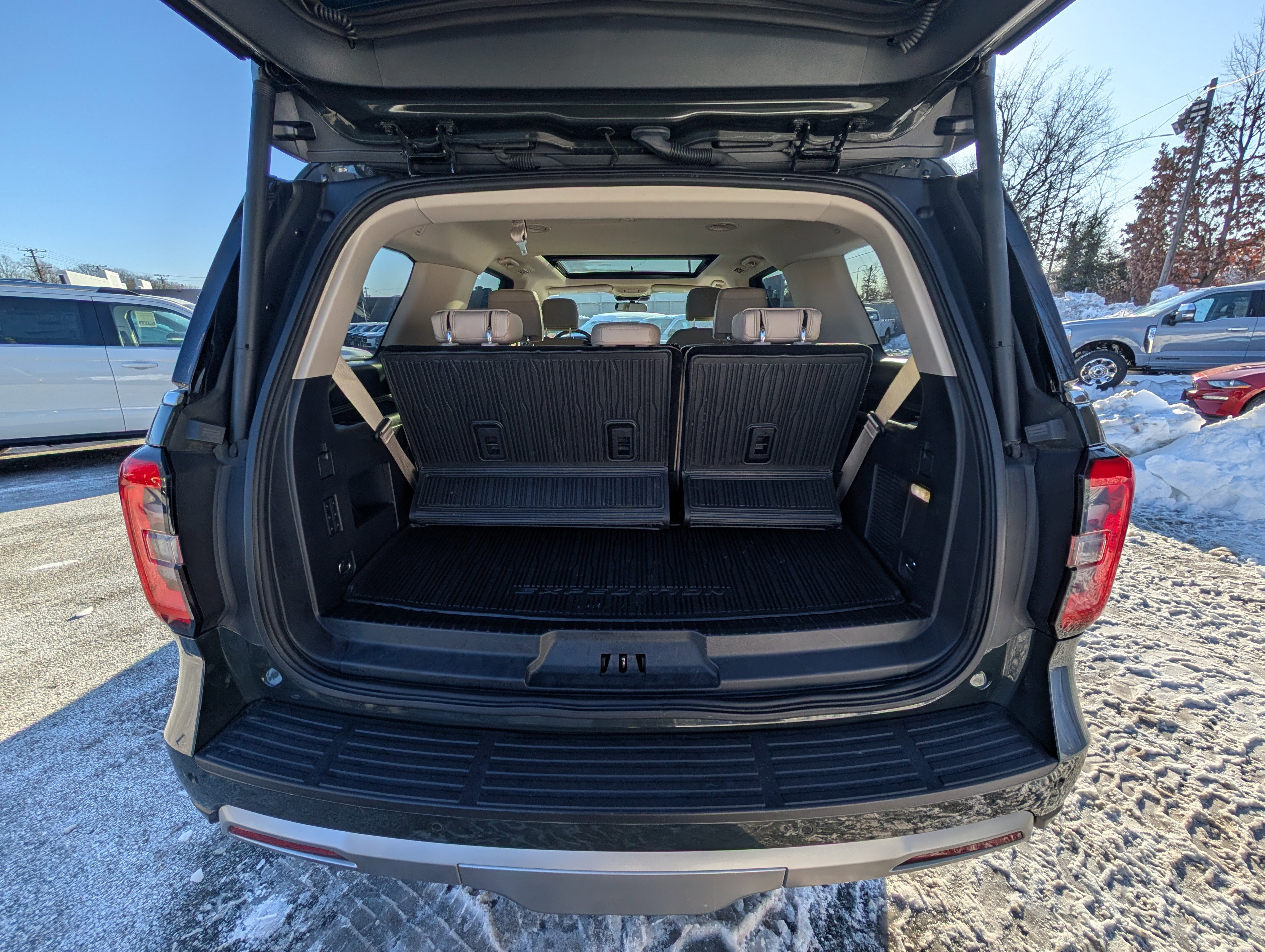 Certified 2022 Ford Expedition Limited image 15