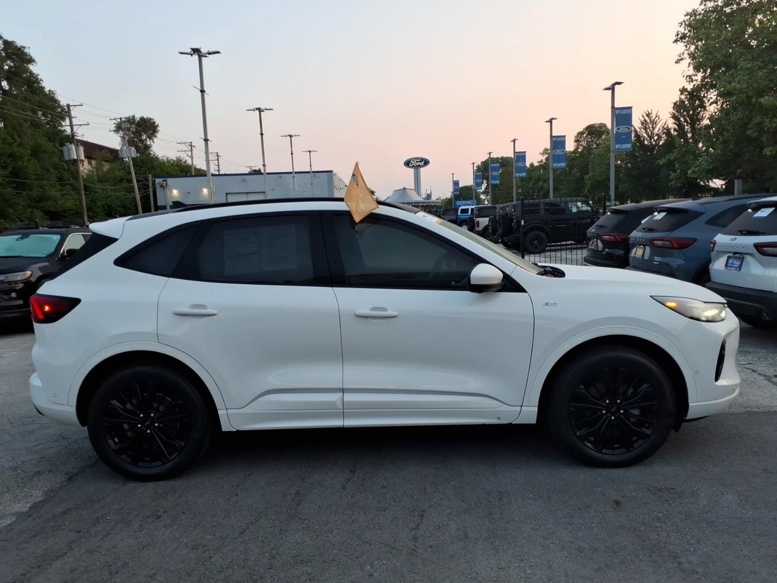 Certified 2024 Ford Escape ST-Line Elite w/ Premium Technology Package AWD/4WD image 2