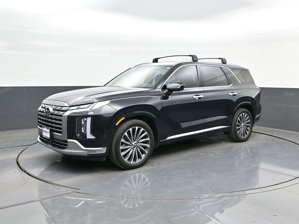 Used 2023 Hyundai Palisade Calligraphy image 1