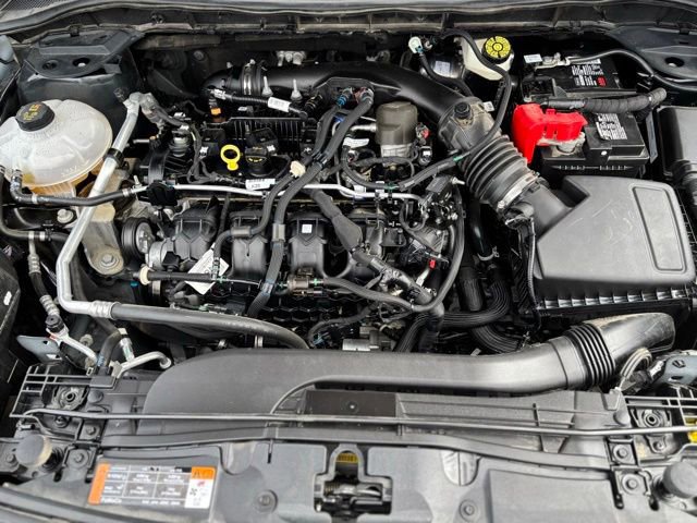 Certified 2022 Ford Escape Titanium w/ Class II Trailer Tow Package image 27