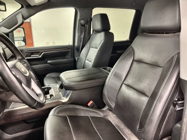 Used 2024 GMC Sierra 2500 SLT w/ SLT Premium Package AWD/4WD image 4
