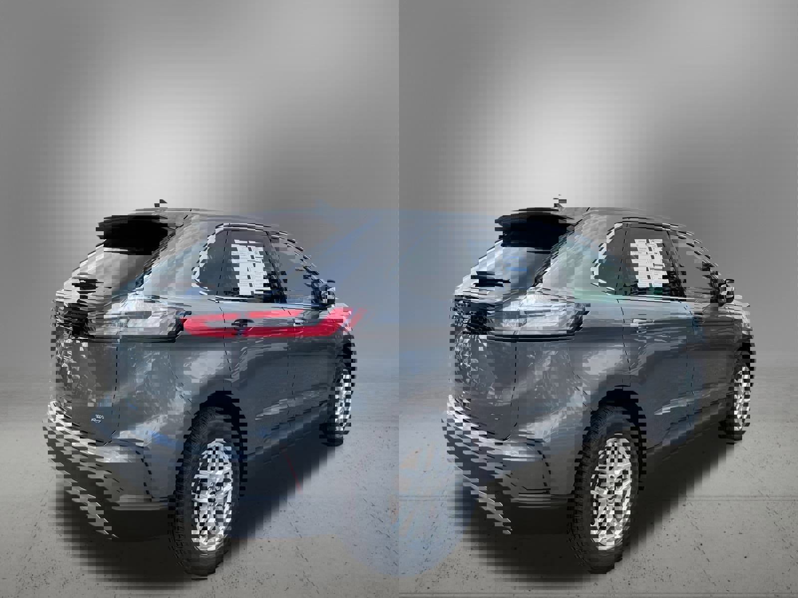 Certified 2024 Ford Edge SEL image 5